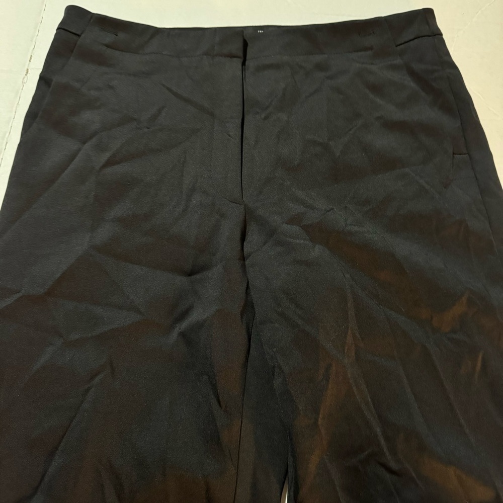White House Black Market slim crop ankle. - Picture 2 of 3